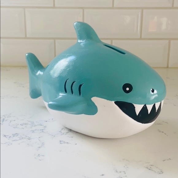 Isaac Jacobs Shark Coin Bank - Picture 6 of 16